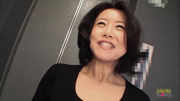 Wanita Asia Dewasa Tak Sabar Untuk Memuaskan Hasratnya Dengan Semua Mainan Seks Di Vaginanya Yang Basah