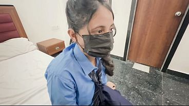 Gadis Desi Dan Murid Sekolah Beraksi Ganas Di Oyo Dengan Suara Hindi Yang Menggoda