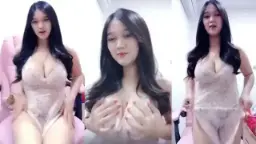 Pamer Belahan Goyang-goyang Susu Seksi Miss Sheeila Bikin Ngiler
