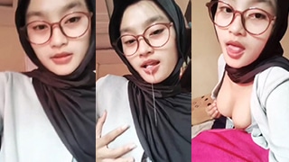 Ukhti Berhijab Cantik Yang Paling Jago Bikin Panas Dan Bergairah