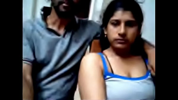 Desi Pasangan Suka Pamer Memek Di Webcam