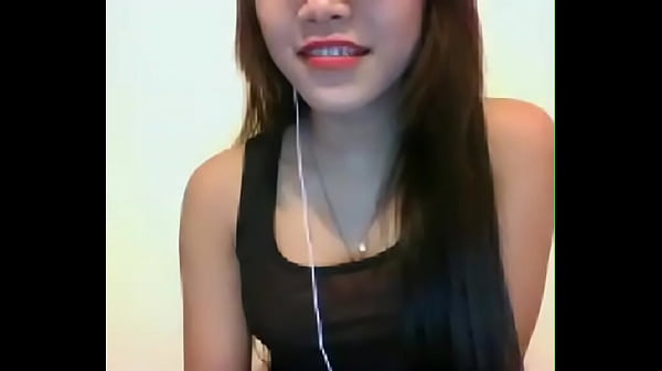 Mukena Dibuka, Live Camfrog Coli Bareng Pacar Selingan