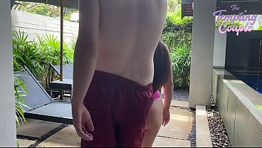 Pelacur Thailand Bawa Klien Bule Kontol Besar Untuk Ngentot, Dihisap Dan Sembur!