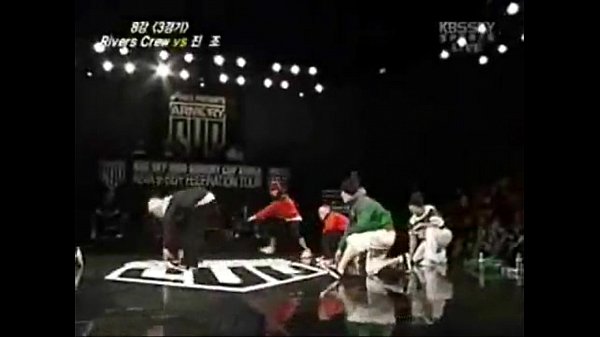 Pameran Tubuh Seksi Korea Di Trailer Armory Cup – Youtube.flv