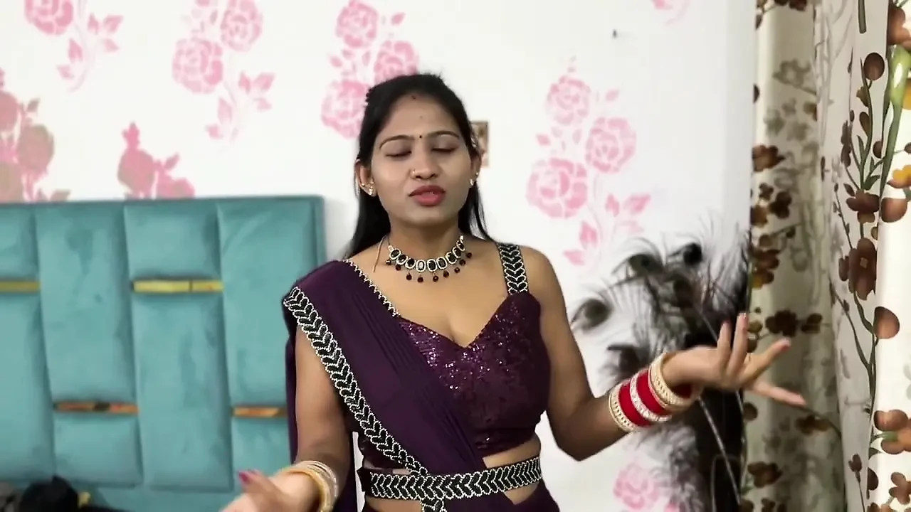 Indian Hot Desi Bhabhi Ke Sath Nahaya Aur Chudai Ki