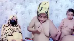 Jilbab Kuning Bikin Liper Gelisah, Bugil Show Bikin Makin Liar.