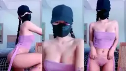 Molly, Teteknya Bulat Sempurna Warna Pink Menggoda, Bikin Ngiler.