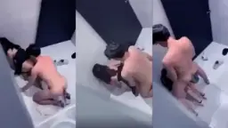 Viral Banget Di Tiktok, Ngentot Panas Di Dalam Toilet Sambil Basah Kuyup.