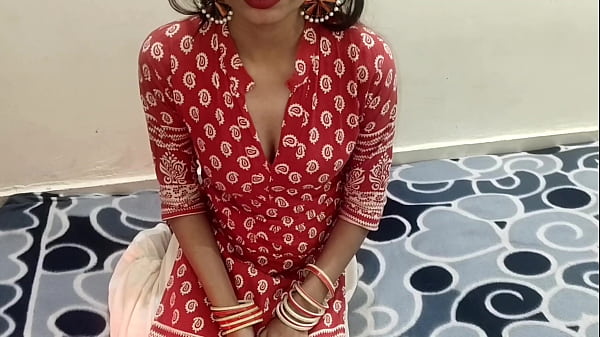 Bhabhi Desi India Ke Gaon Mein, Parlour Wale Officer Ko Rishwat Nahi Di, Toh Usne Apni Gaand Marwa Di, Sunn Sexy Hindi Audio Mein!