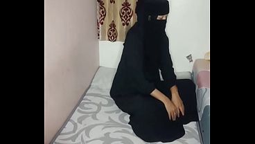Gadis Bercadar Main Belakang Sama Sopir Pribadi, Ranjang Panas Di Setiap Perjalanan.