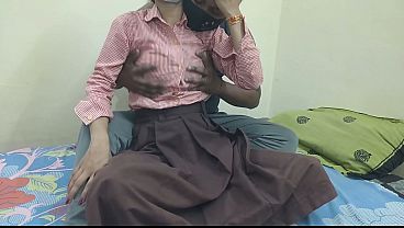 Cewek Kuliahan India Digebukin Pacar Di Kamar, Crot Sampe Becek