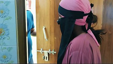 Temen Kuliah Hijab Hot, Step-sis Colmek Di Kamar, Gak Tahan.