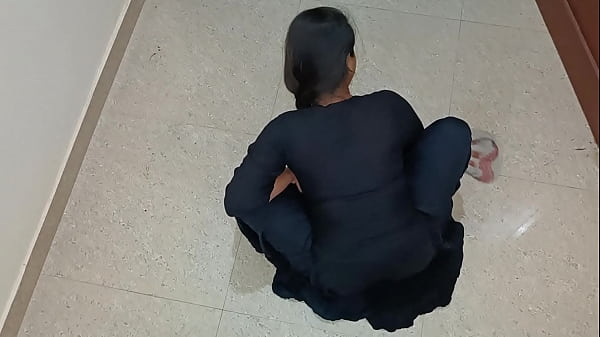 Bokep Pembantu Desi India Lagi Digenjot Sama Majikan, Suara Hindi Jelas Bikin Makin Erotis.