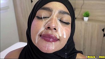 Muslimah Berjilbab Abg Digenjot Keras Sampe Crot Di Mana-mana