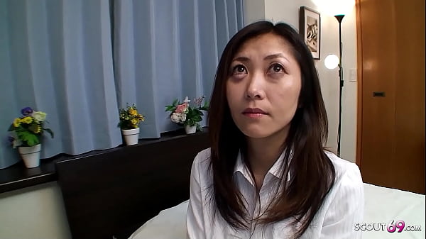 Ibu Tiri Jepang Yang Sudah Dewasa Godain Buat Ngentot Dan Crot Di Dalem Di Film Jav Tanpa Sensor