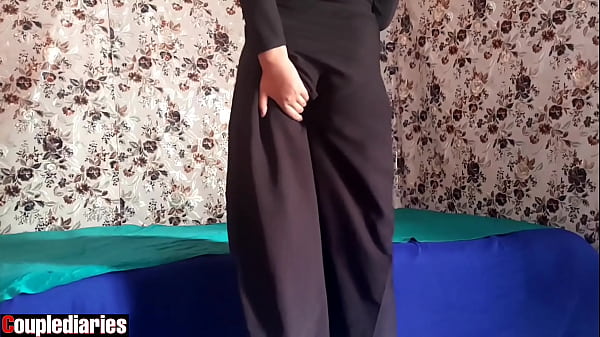 Istriku Berjilbab Arab Lagi Horny, Dia Manggil Selingkuhannya
