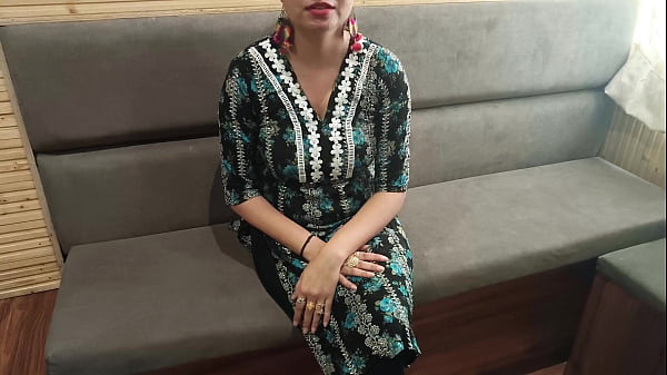 Jija Ji Ngaceng Lihat Tubuh Seksi Saali, Langsung Gebug Memek Dan Bontotnya Pake Suara Hindi