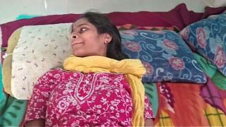 Desi Bhabhi Digebas Tetangga Sampe Meraung-raung, Kontol Kerasnya Ngejus Lubang Basah.