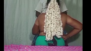 Desi Tamil Istri Rumah Seksi Digoyang Nafsu