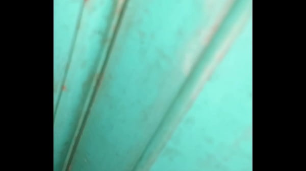 Ngintip Istri Tetangga Kost Yang Sengaja Buka Pintu, Langsung Digenjot Pas Suami Pergi Kerja.
