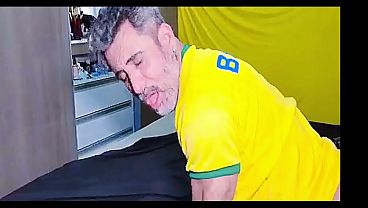 Orang Arab Datang Ke Brasil, Ngentotin Lubang Pantat Bapak-bapak Brasil (cuplikan)