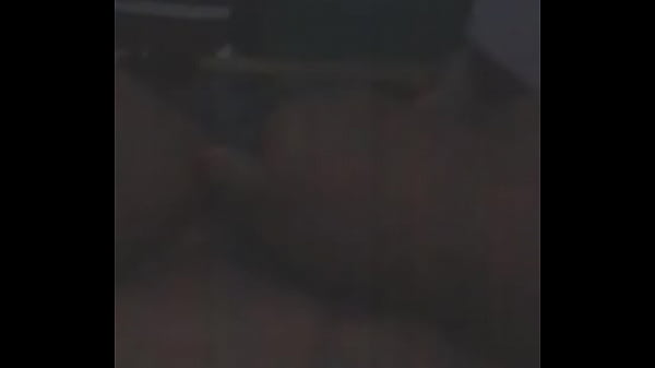 Gendut Indonesia Lagi Mainin Memek Sendiri