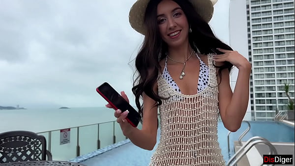Libas! Blanca Spanyol Cantik Ngebet Cobain Kontol Putin Pas Liburan