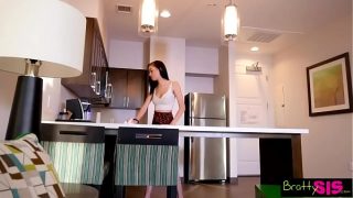Bratty Step Sis Dikekang, Kontol Stepbro Nyelipin, Eh Stepsik Minta Lagi S9:e4
