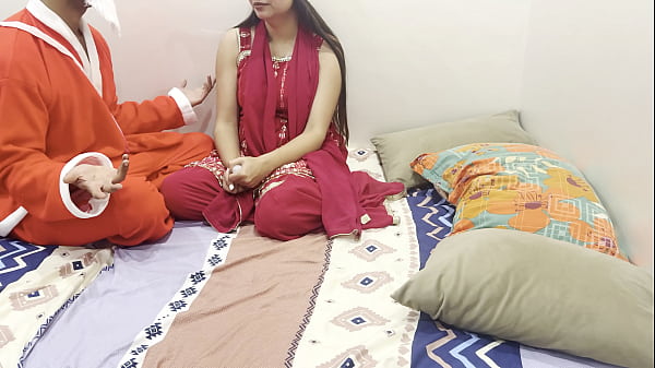 Tahun Baru 2026 Video Bokep Paling Hot Dengan Dirty Talk Bahasa Hindi Roleplay Saarabhabhi Seksi Dan Bergairah Sama Santa