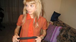 18 Videoz – Alicia A Pamer Memek Ganti Bahasa Inggris