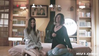 Joybear – Baby Nicols Sama Julia Roca Lagi Sange-sange Di Sesi Ngenyangin