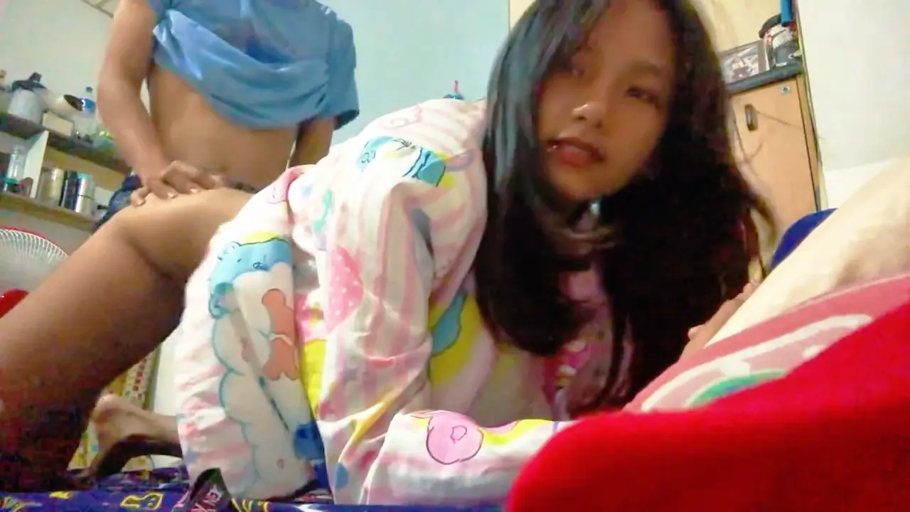 Pacar Montok Minta Dikocok Dalem Biar Anget Katanya.
