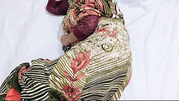 Gue Kencengin Mertua Kira Itu Istri Sendiri, Ternyata Salah Kamar.