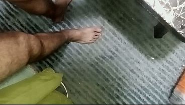 Ngentot Bertiga Arab, Kontol Diemut, Bokong Dijilat, Dua Jagoan Saudi Ngewein Pasif Irak, Lubang Pantatnya Dibuka Lebar