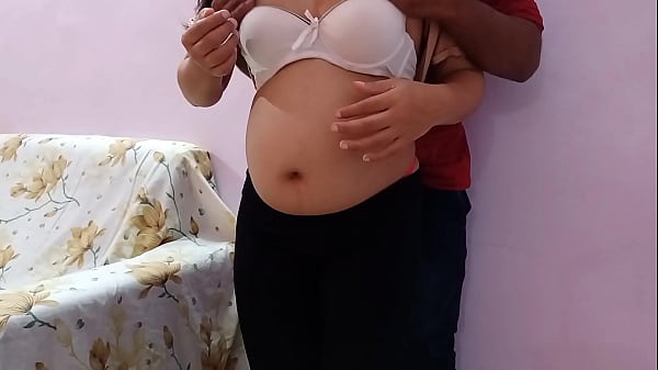Bhabhi Hain Pregnant, Facebook Pe Pataya, Ghar Jaake Zor Se Pel Diya.