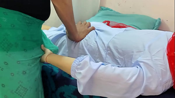 Malkin Udah Atur Biar Pembantunya Ngewe Pake Suara Hindi Yang Bikin Makin Panas.